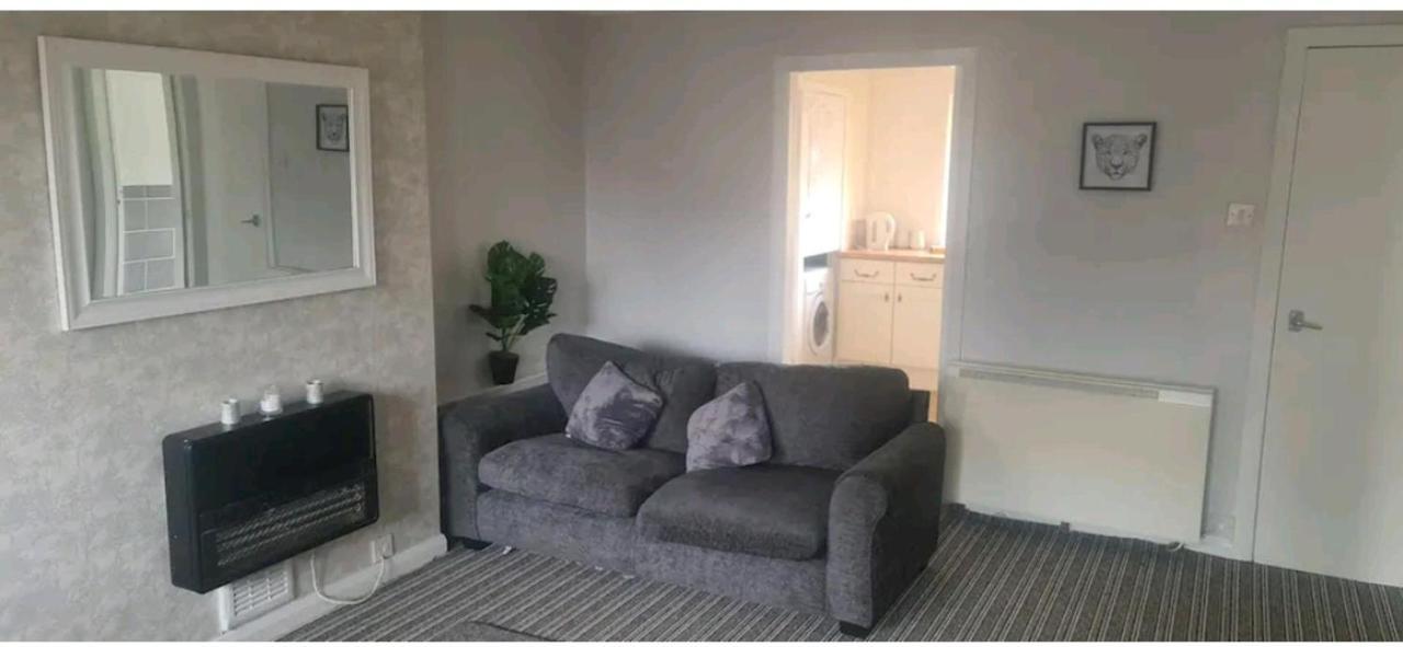 Beautiful 2-Bed Apartment In Campbeltown Exterior photo
