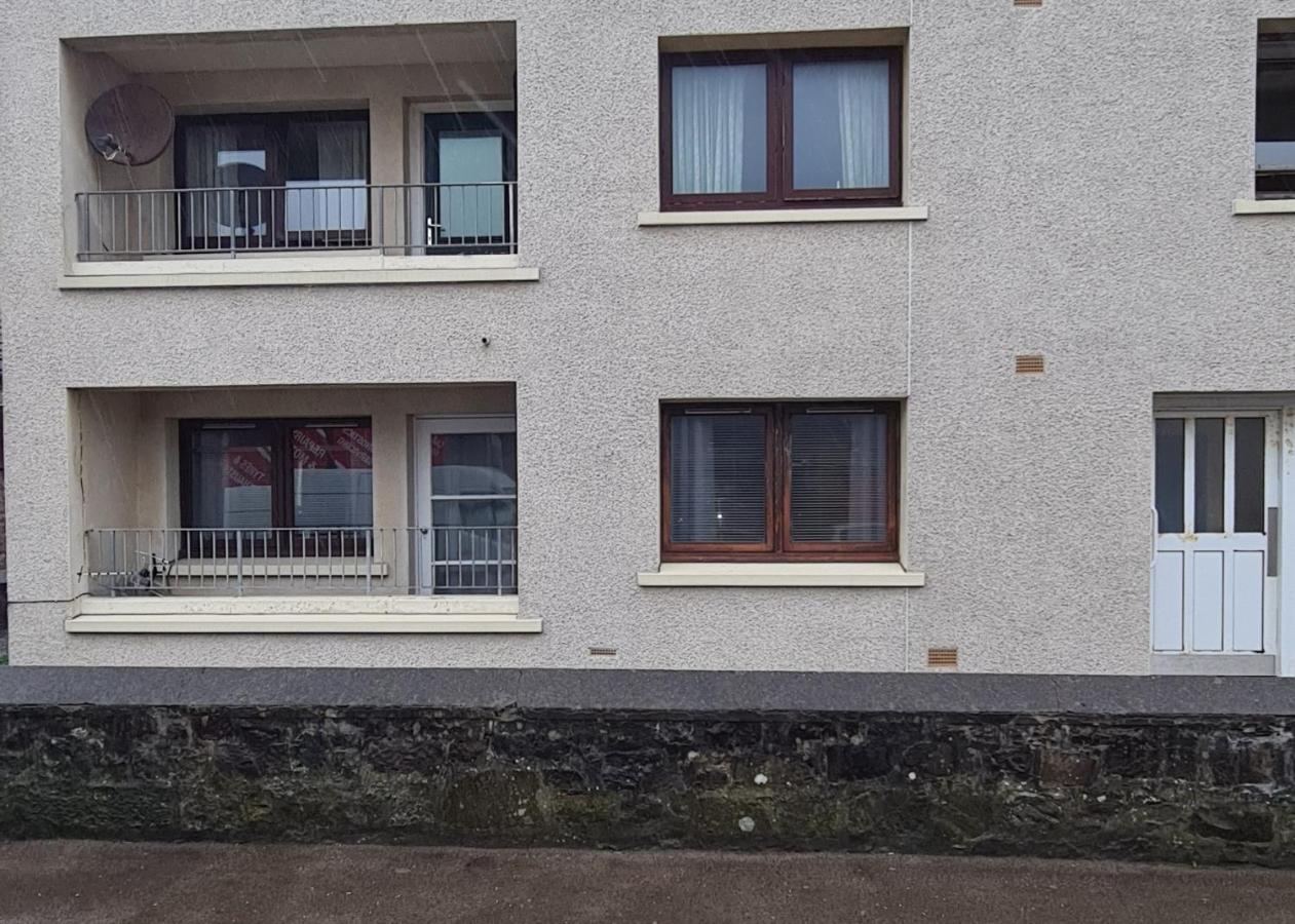 Beautiful 2-Bed Apartment In Campbeltown Exterior photo